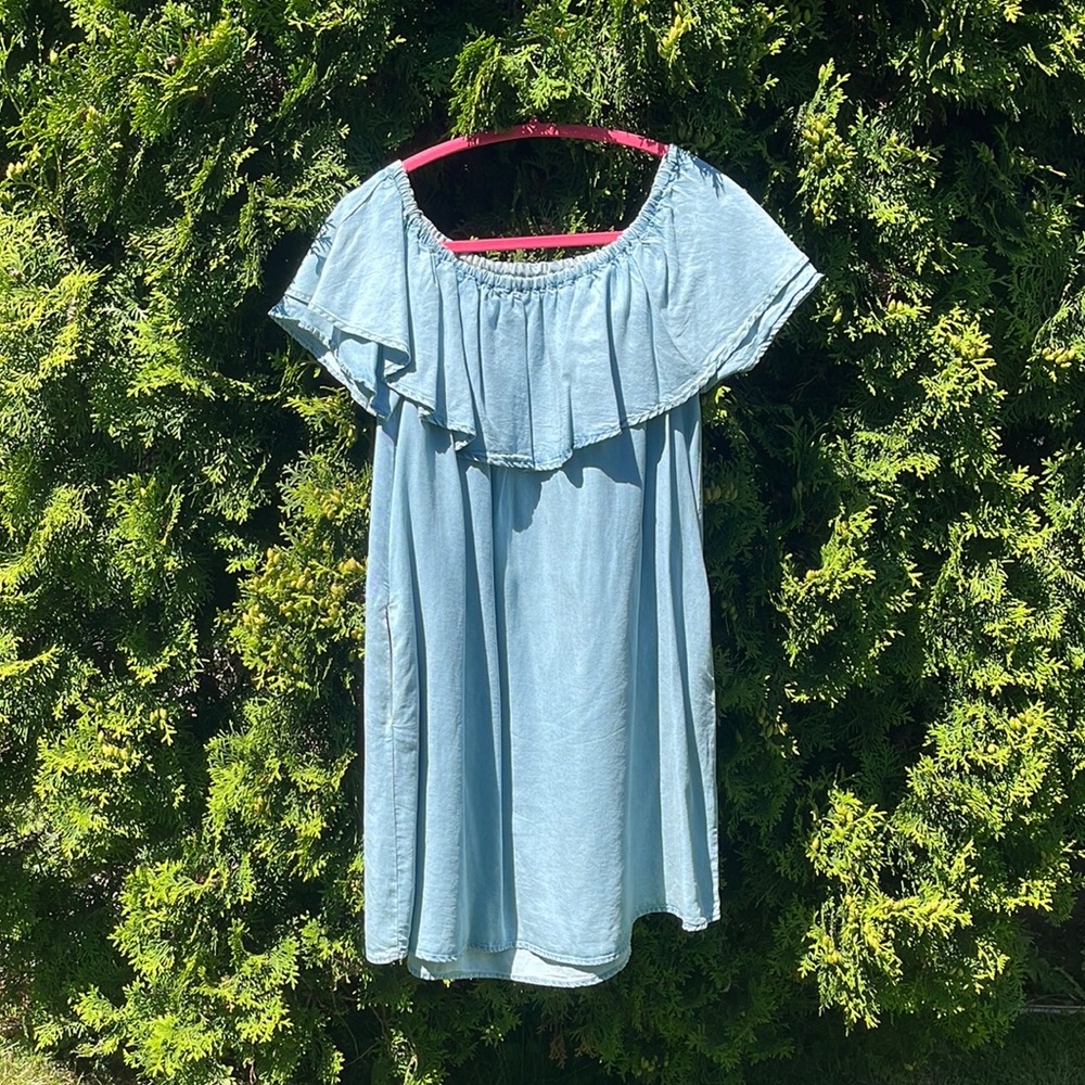 Zara off the shoulder dress with pockets